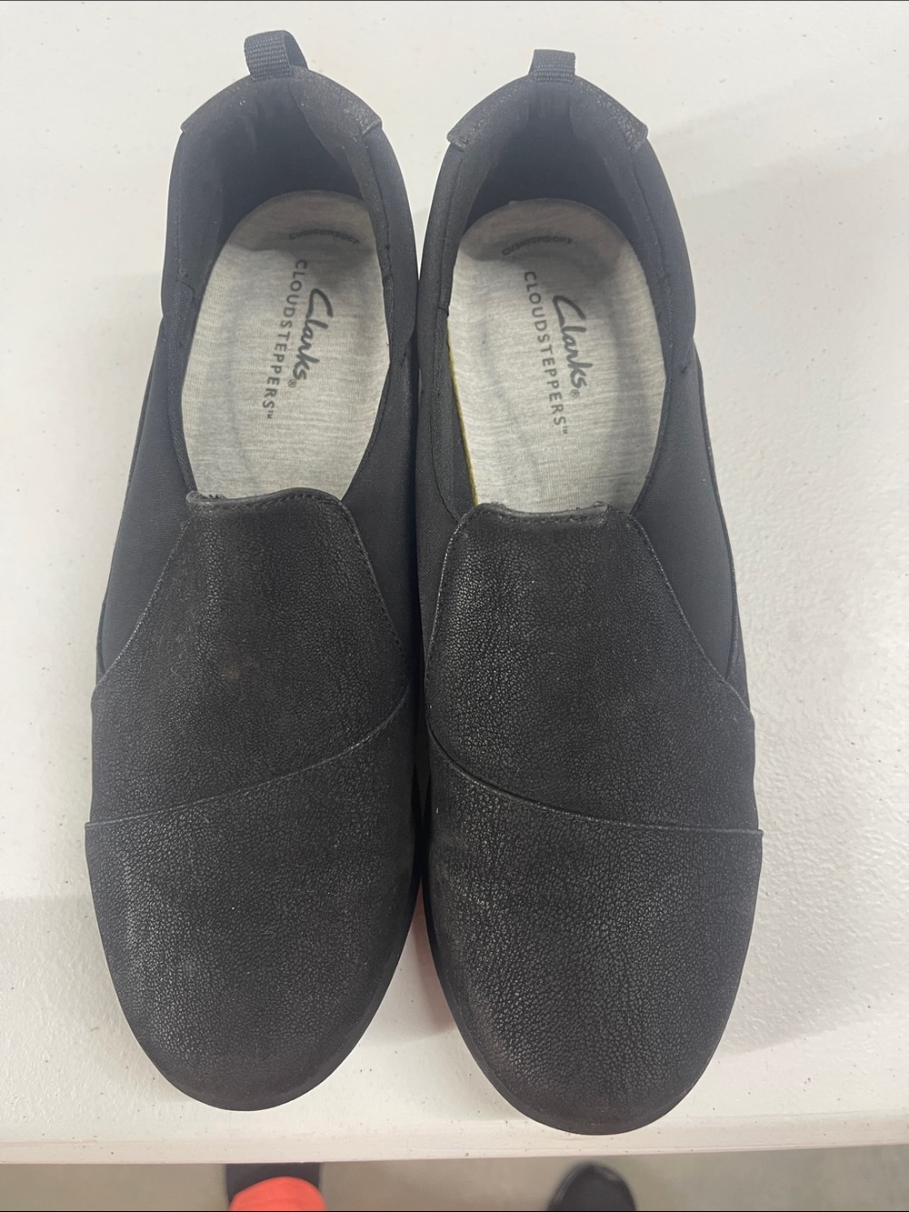 Clarks Black Women’s  Cloudsteppers Slip-On Loafers
